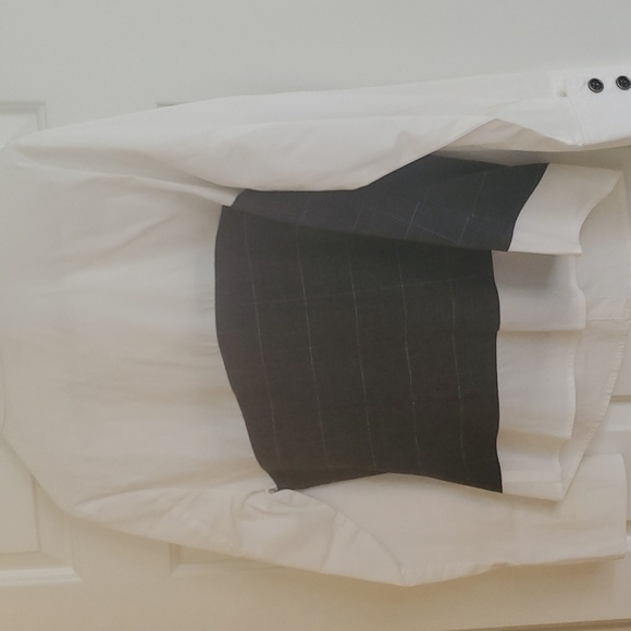 Monroe and Main long sleeve white button up with collar and built in vest - Picture 4 of 4